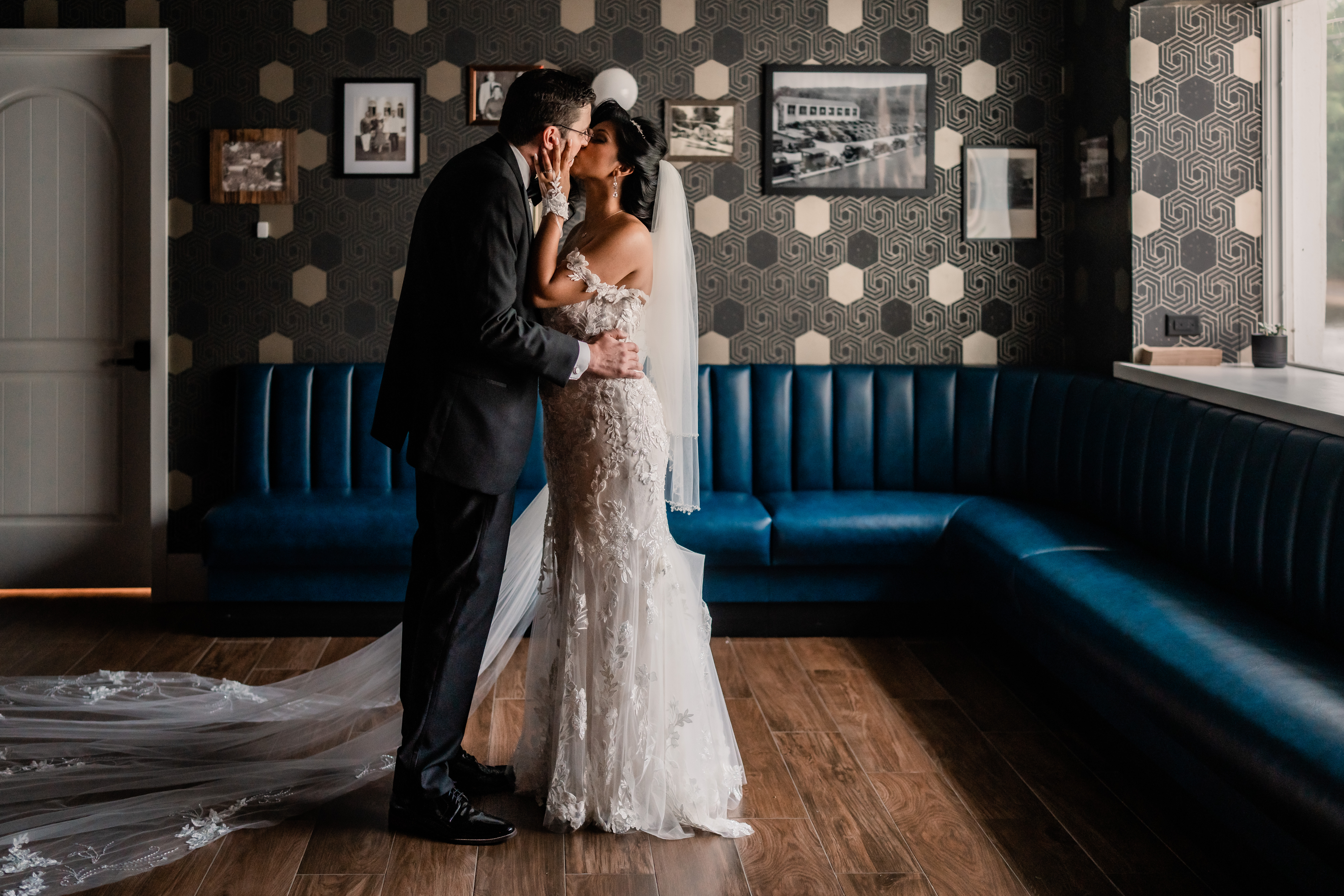 NEW-JERSEY-WEDDING-PHOTOGRAPHER-ANDOVER-PERONA-FARMS-REFINERY_ECMZ_200220 The Refinery Mike Zawadzki